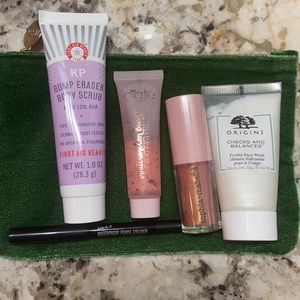 IPSY Glam Bag Deluxe Sample Size plus green velvet IPSY bag.